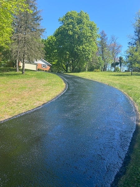 Driveway Sealcoating in Shoemakersville